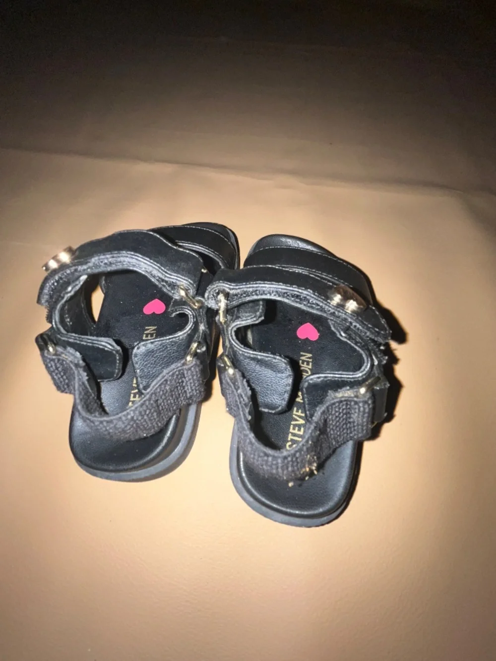Steve Madden C5 Black Sandals